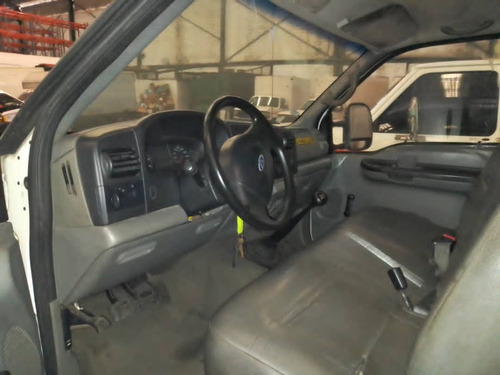 Imagen 9 de 14 de Ford F-350