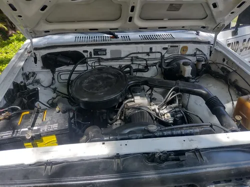 Mazda B2200 2.2 B2200