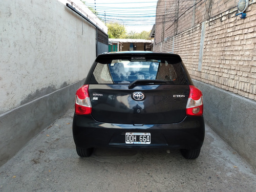 Toyota Etios 1.5 Xs