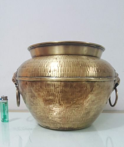 Cuenco Bronce Cabezas León Anillos Vasija Macetero Enfriador (Usado)