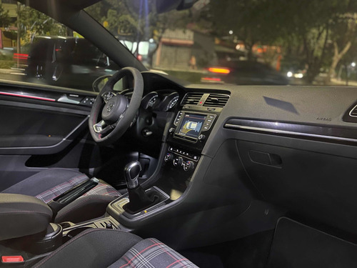 Imagem 9 de 14 de Volkswagen Golf 2017 2.0 Tsi Gti 5p