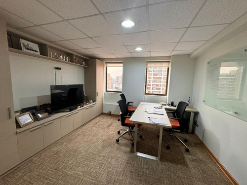 Gran Ubicación, Estupenda Distribución, Remodelada