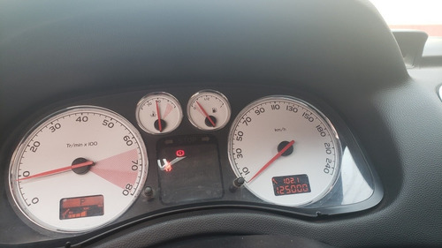 Imagem 5 de 5 de Peugeot 307 Cc 2008 2.0 Aut. 2p