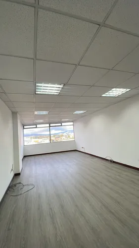 Oficina En Arriendo/venta En Fontibón. Cod A1614474