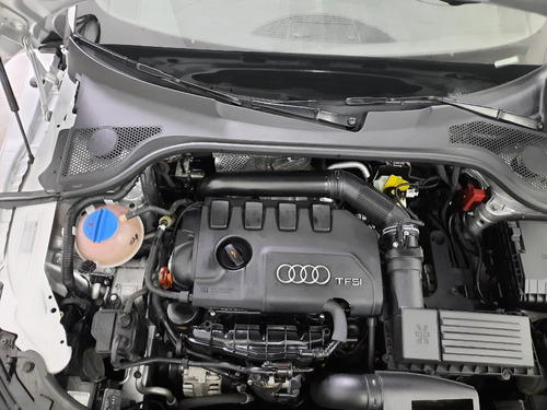 Imagen 14 de 15 de Audi Tt 1.8 T Fsi Coupe 2011