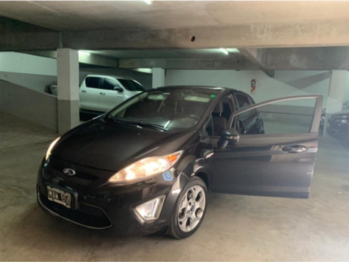 Ford Fiesta Kinetic Design 1.6 120cv Titanium