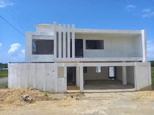 Imagen 1 de 15 de Vendo Solar Comercial De 150 A 385 Mt2 En Plena Avenida Ubicado En Residencial Privado Con Agua Luz Y Calles En Santo Domingo Norte Próximo A La Estación Del Metro Mamá Tingo, La Sirena Y El Parque V