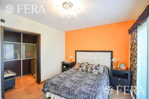 Imagen 13 de 24 de Venta De Casa De 4 Ambientes Con Galeria Con Parrilla Y Piscina En Fincas De Iraola Ii (28248)