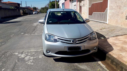 Imagem 7 de 8 de Toyota Etios 2014 1.5 16v Xs 4p