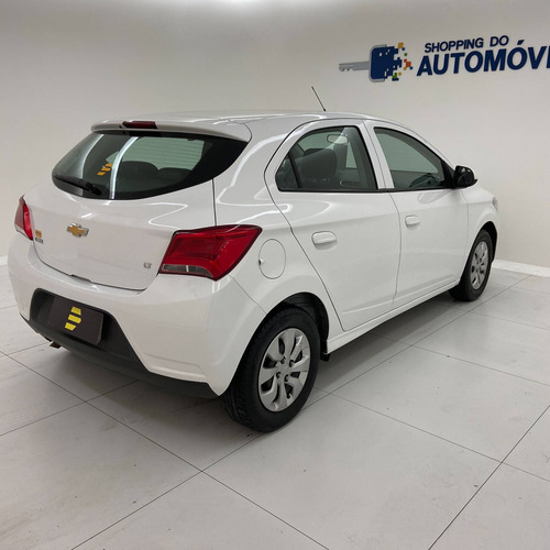 Imagem 5 de 10 de Chevrolet Onix 1.0 Mpfi Lt 8v Flex 4p Manual