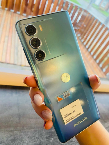 Celular Motorola G200