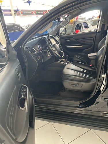 Mitsubishi L200 2.4 Triton Sport Hpe S Cab. Dupla 4x4 Aut. 4p
