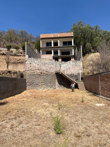 Venta Casa En Obra Con Excelente Vista En Madin