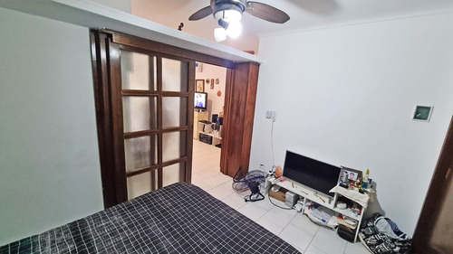 Imagen 3 de 14 de Venta Monoambiente Dividido Lourdes