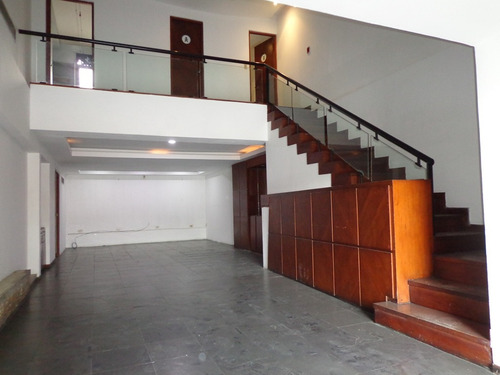 Local Comercial Centro Comercial Proa Av Principal El Parral
