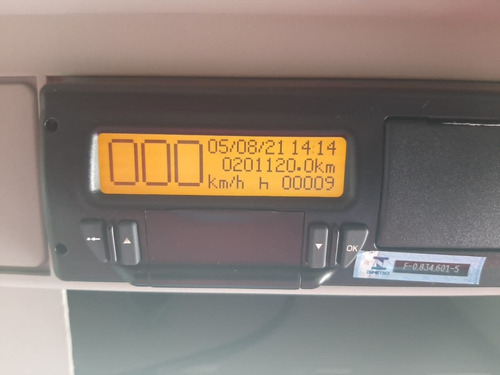 Imagem 9 de 12 de Iveco Hi Way 480 6x4 2019 Teto Baixo Hiway