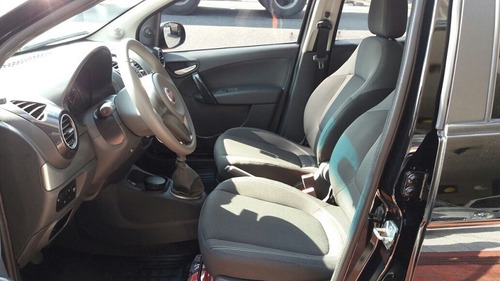 Fiat Grand Siena Attractive 1.4 2014 Zero De Entrada Vilage