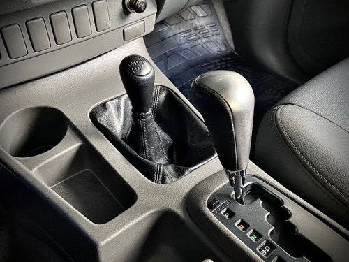 Toyota Hilux Hilux 2.7 SRV 4X4 CD 16V FLEX 4P AUTOMÁTICO