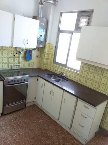 Imagen 5 de 17 de Departamento En Venta En Flores