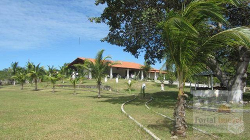 Baixou Preço!!! Lindo Sítio Com 3 Casas E Piscina No Cumbuco, Área Total De 78.307m² - Ch0001