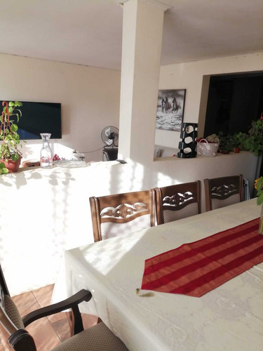 Terreno 5.000m2 Con Casa De 4d 2b Linares (90919)
