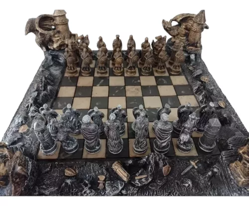 Set de Xadrez medieval 'Dragon and Knight' é um item obrigatório para  apaixonados pelo jogo