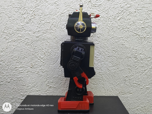 Robot Saturn Vintage Años 80's En Caja Completo De Colección Robot Saturn Vintage Negro (Usado)
