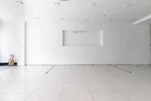 Local En Arriendo/venta En El Retiro. Cod V9819