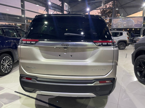 Imagen 4 de 19 de Jeep Commander