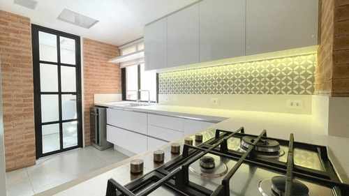 Imagem 17 de 27 de Apartamento 02 Quartos Para Alugar, Com 115m², 02 Vagas De Garagem, Na Enseada Do Suá, Vitória/es - 1852