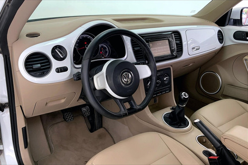 Imagen 13 de 25 de Volkswagen Beetle 3 Pts Hb Sport, 25l, Tm5, Ve, 6 Cd, Piel