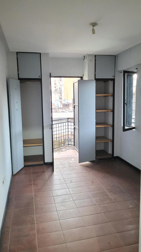 Departamento De 2 Dormitorios En Barrio Norte