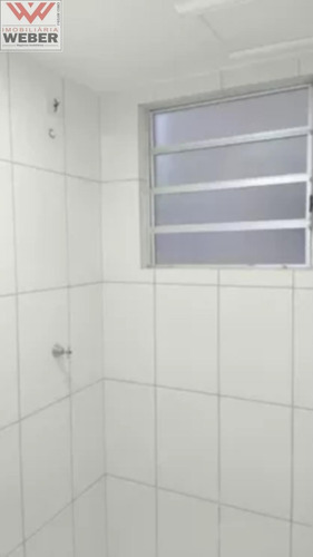 3 Dormitórios, Sendo 1 Suíte, 67m/área Útil 100 M² Á Venda 180.000 - 1094