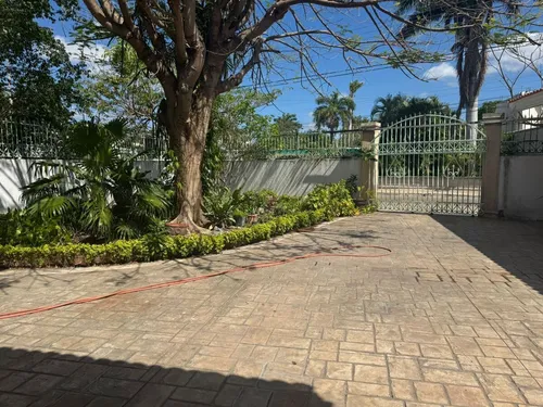 Casa En Renta Con Amplio Terreno En Benito Juarez Norte Merida