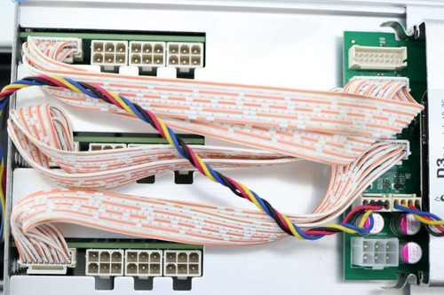 Mineradora De Bitcoin Antminer Bitmain D3 19,3 Gh/s A12562