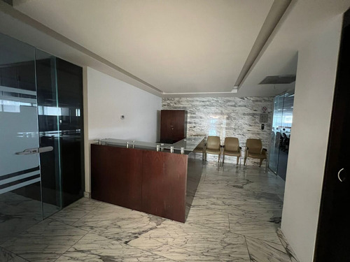 Renta De Oficina Acondicionada Y Amueblada De 633.35 M² En Polanco