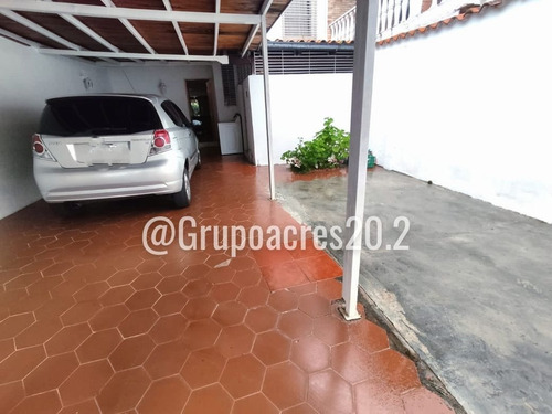 Imagen 16 de 18 de En Venta Townhouse En El Golf, Colinas De Carrizal. Of