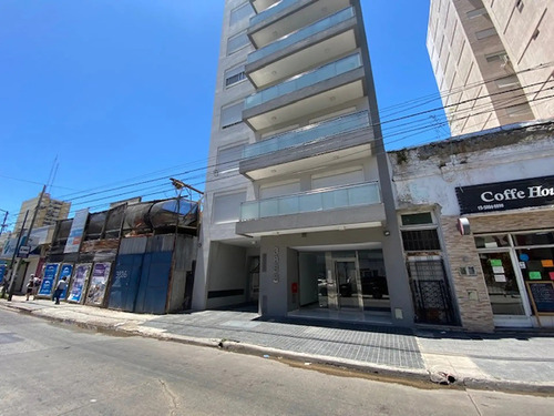 Venta Departamento San Martin Centro.- Consulte