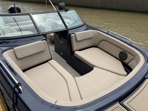 Lancha Open Bermuda Discovery 230 Mercury 300 Hp Año 2023