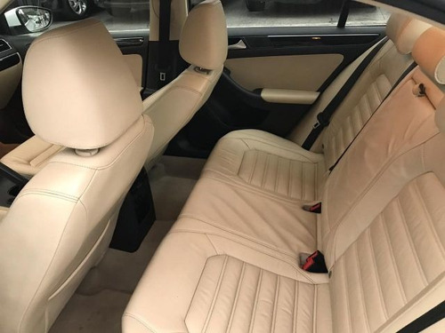 Volkswagen Jetta Highline Tiptronic 2.0 Tsi, Yel5550