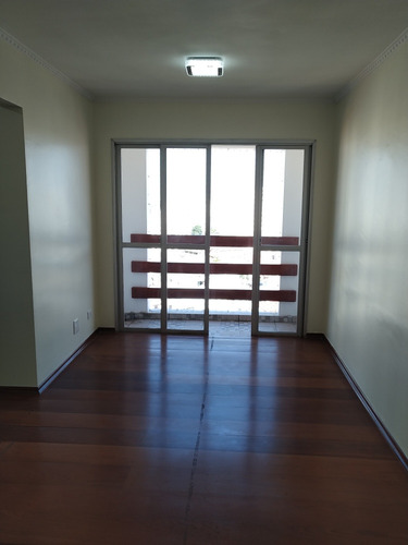 Lindo Apartamento, Todo Reformado E Pronto Para Morar !!!