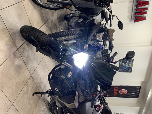 Imagen 2 de 16 de Yamaha Fz Fi 150 Inyeccion Disco Con Garantia Ciclofox