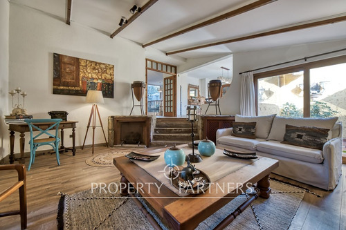 Hermosa, Amplia Y En Condominio. Casa En Venta Cer...