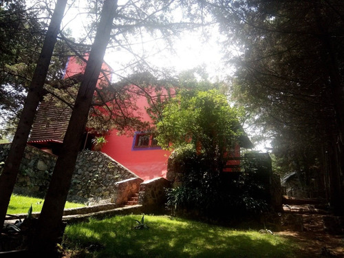Imagen 9 de 21 de Hermosa Casa En Venta Rodeada De Grandes Jardines, Ambiente Campirano. Ocoyoacac