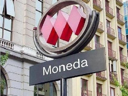 Amplio Y Lindo Depto 2d 2b A Pasos De Metro Moneda