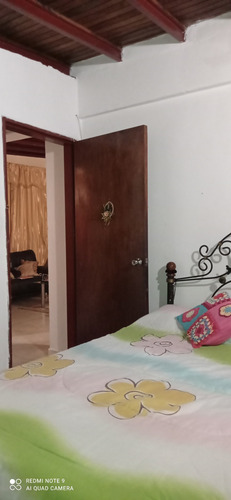 Imagen 11 de 29 de Venta De Casa Urb. Parque Valencia