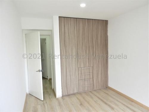 Imagen 13 de 18 de Apartamento En El Cigarral A La Venta Mls#22-7632 R A H Pablo Velozo