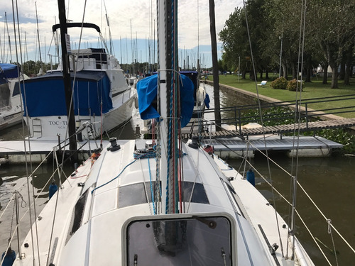 Imagen 21 de 25 de Velero Lotz 270