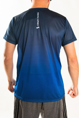 Imagen 2 de 4 de Remera Deportiva Aus
