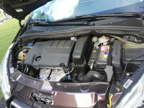 Peugeot 208 1.6 Feline 2013